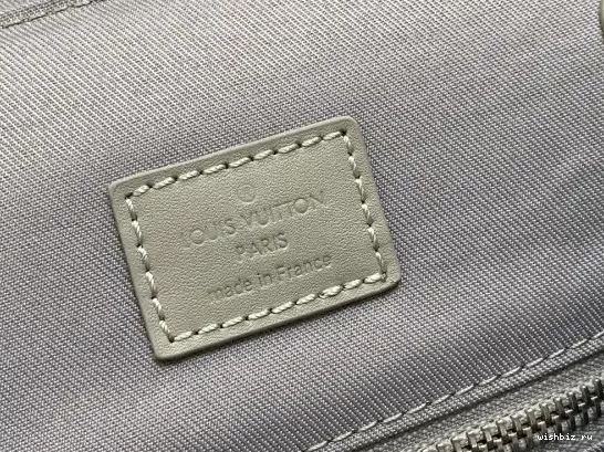 WIS VUITTON LOUIS PM CHRISTOPHER 0330